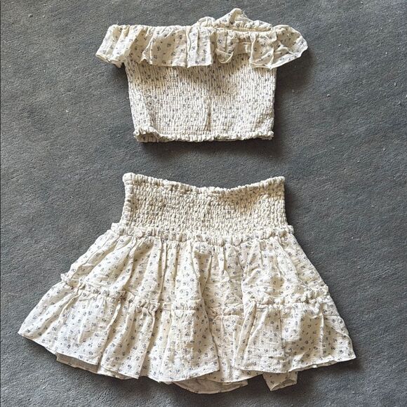 Floral Off-Shoulder Top and Skirt Set - OLIVACEOUS (CREAM SET) - Size Medium - Picture 2 of 6